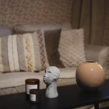 Hébergement de vacances 8 Bedroom With Sauna