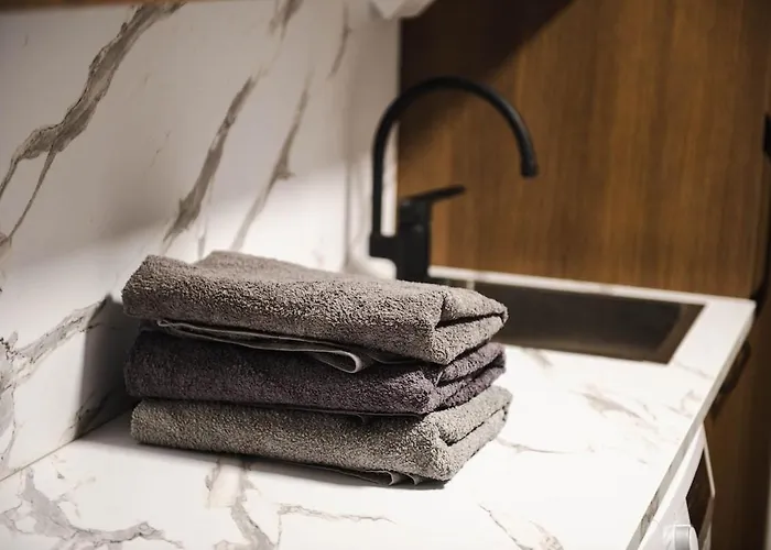 8 Bedroom With Sauna